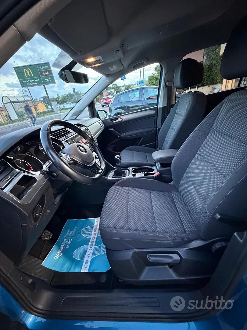Volkswagen Touran 2022 photo 5