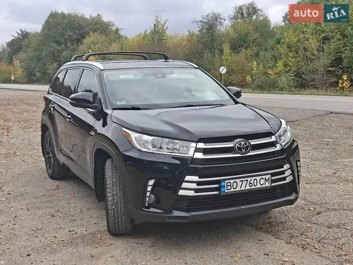 Toyota Highlander 2017 photo 3