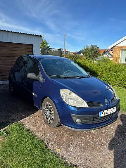 Renault Clio 2007 photo 2