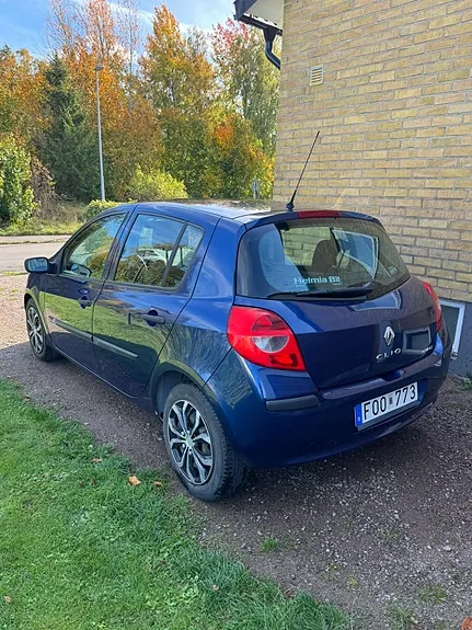 Renault Clio 2007 photo 4