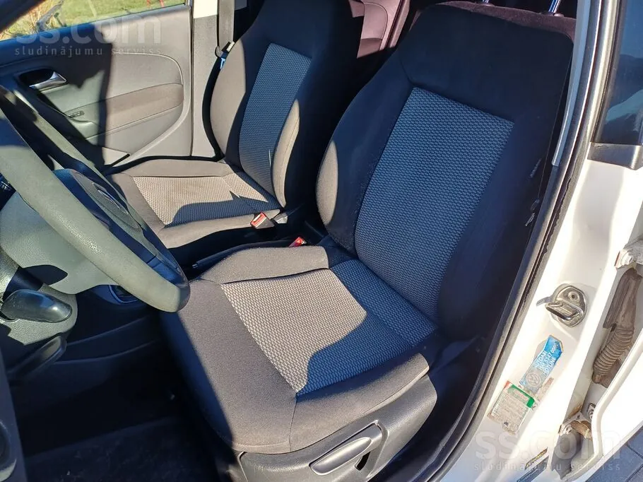 Volkswagen Polo 2014 photo 5