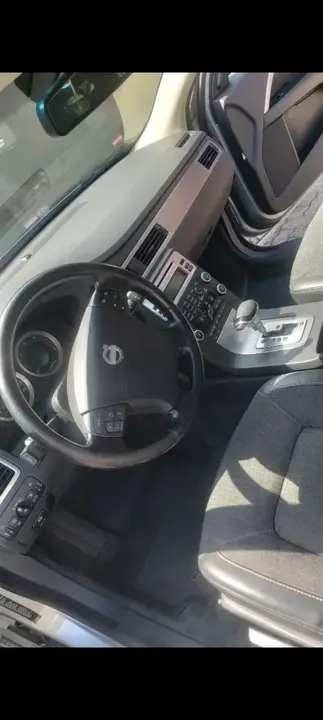 Volvo Xc70 2010 photo 2