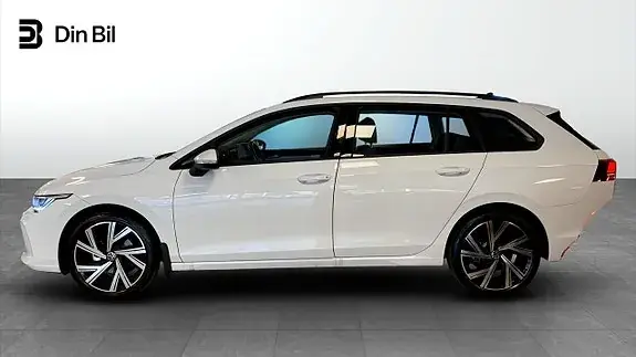 Volkswagen Golf I 2026 photo 3