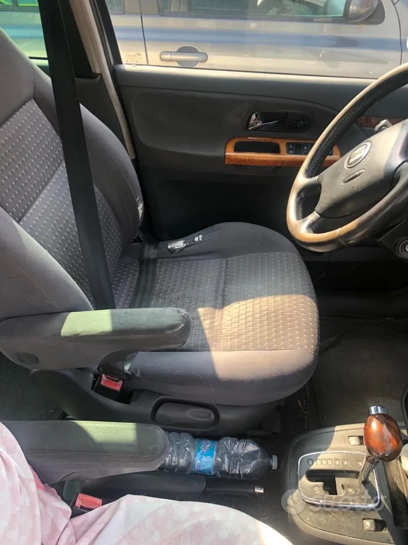 Seat Alhambra 2002 photo 4
