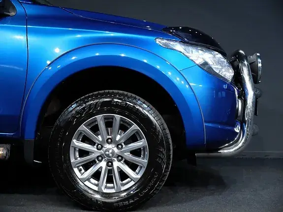 Mitsubishi L200 2016 photo 4