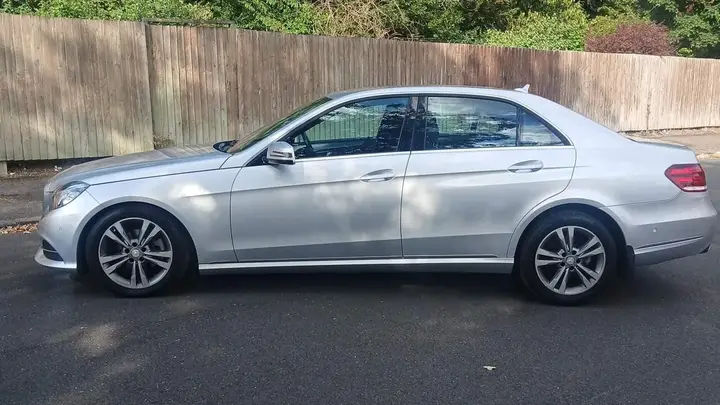 Mercedes-Benz E-Class 2015 photo 4