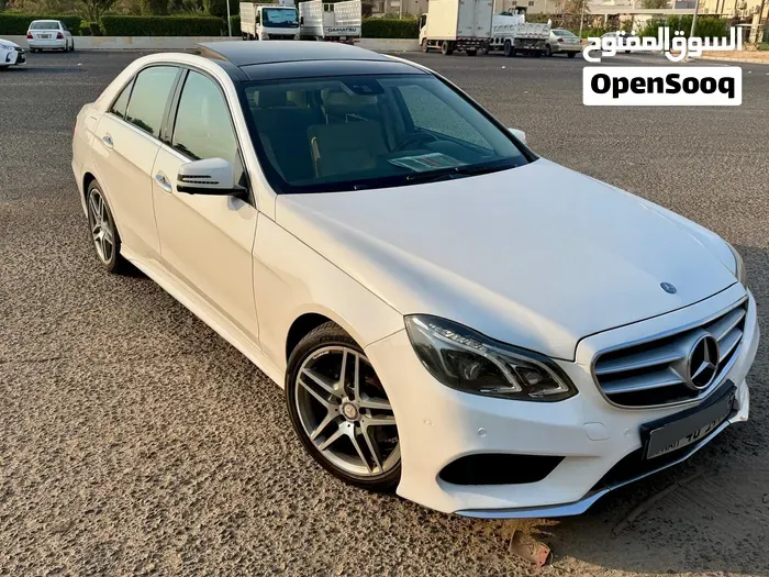 Mercedes-Benz E300 2015 photo 2