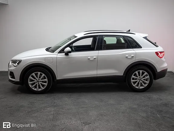 Audi Q3 2022 photo 3