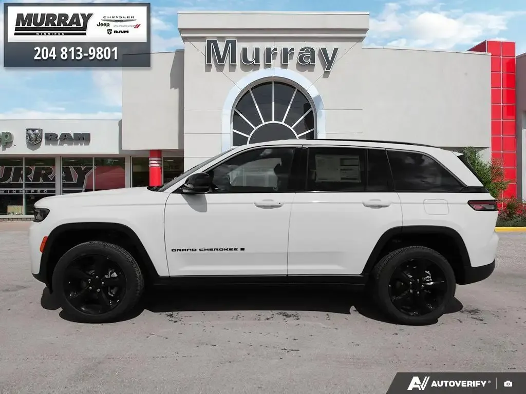 Jeep Grand Cherokee 2026 photo 2
