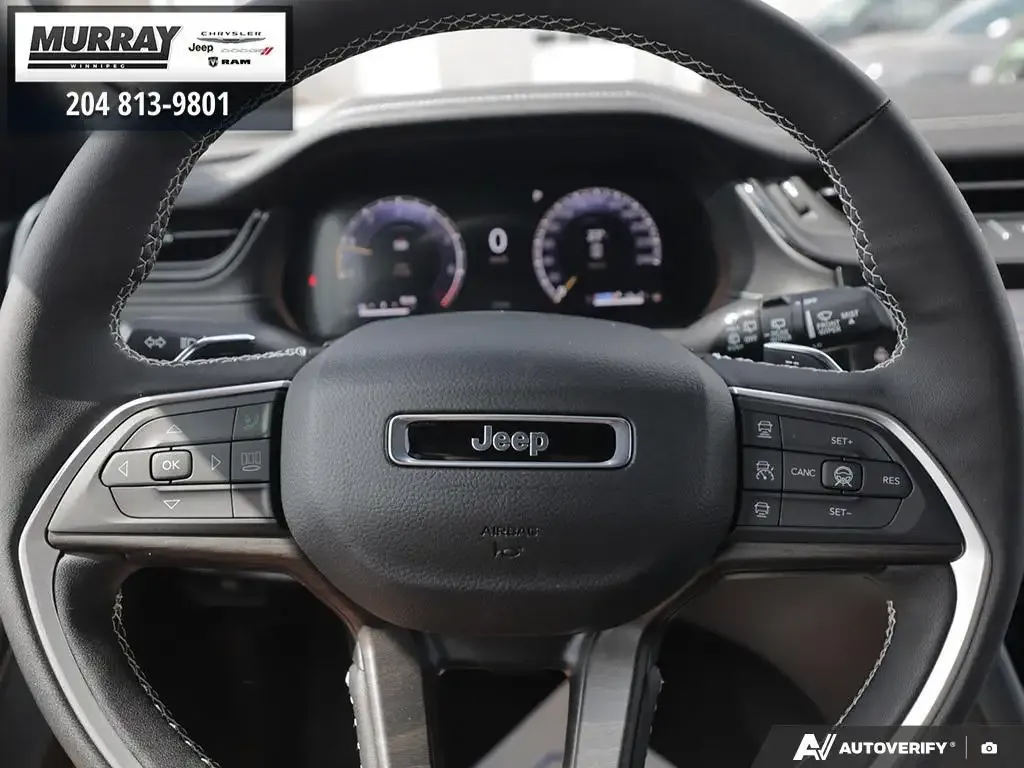 Jeep Grand Cherokee 2026 photo 3