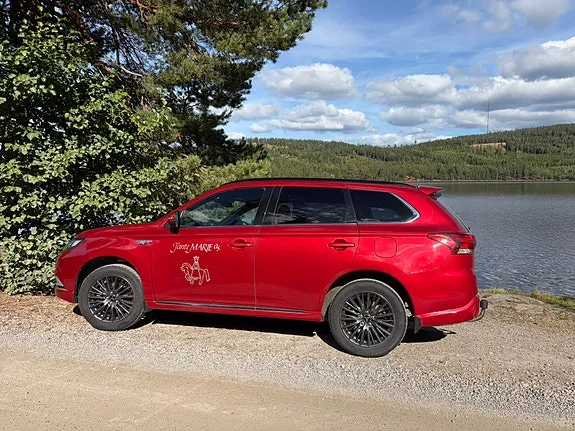 Mitsubishi Outlander 2019 photo 2