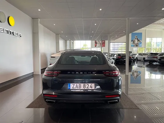 Porsche Panamera 4 2018 photo 5