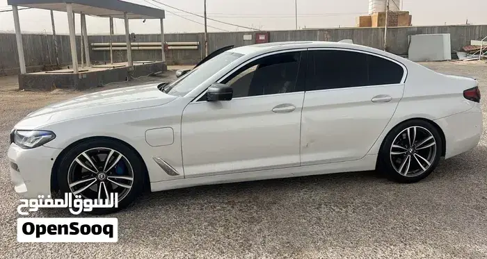 BMW 5 Series 2018 photo 3