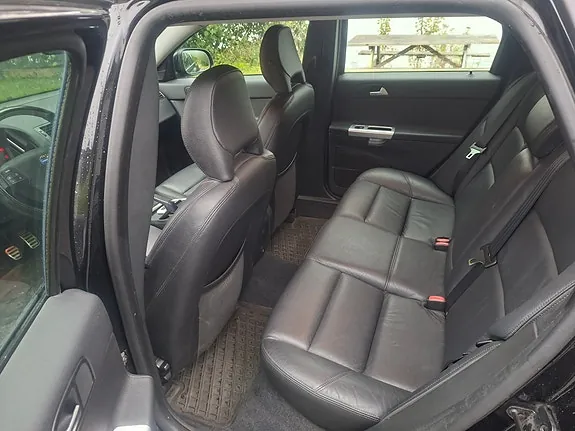 Volvo V50 2012 photo 4