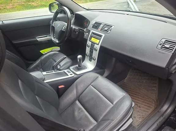 Volvo V50 2012 photo 2