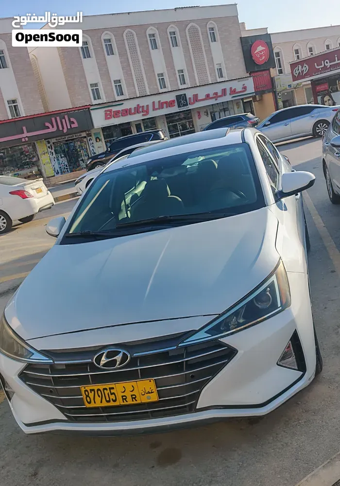 Hyundai Elantra 2019 photo 2