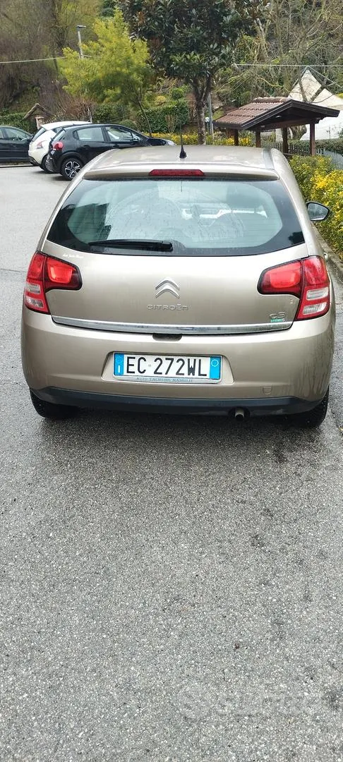 Citroen C3 2010 photo 3