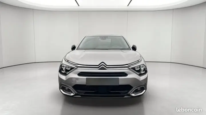 Citroen C4 2024 photo 2