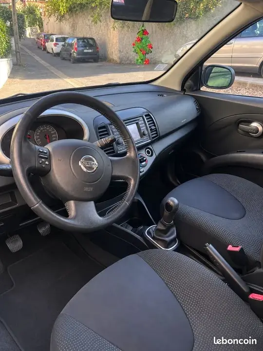 Nissan Micra 2009 photo 5