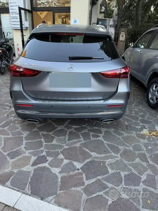 Mercedes-Benz Gla 2024 photo 3
