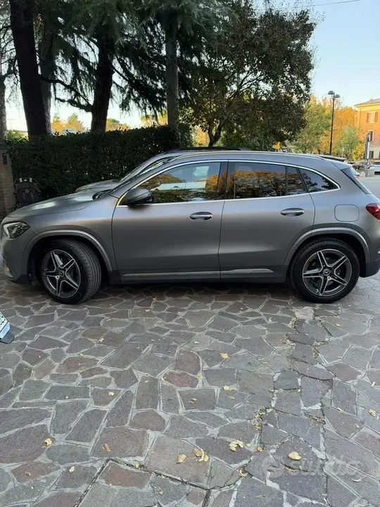 Mercedes-Benz Gla 2024 photo 2