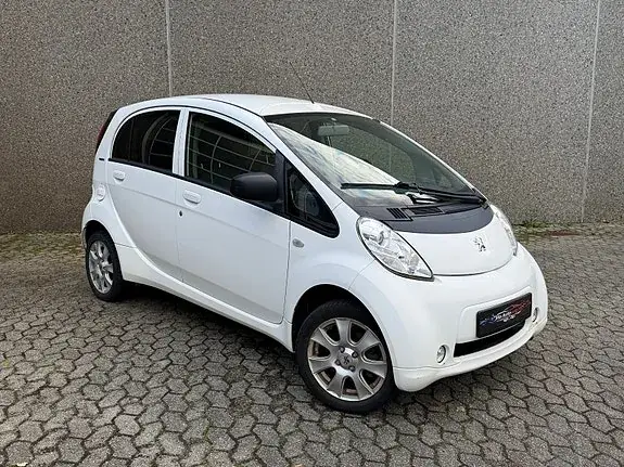 Peugeot Ion 2016 photo 5