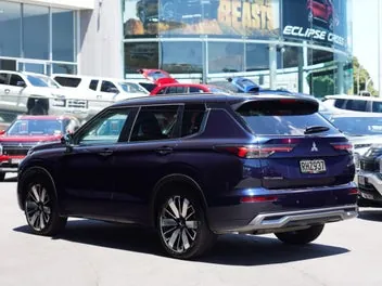 Mitsubishi Outlander 2025 photo 3