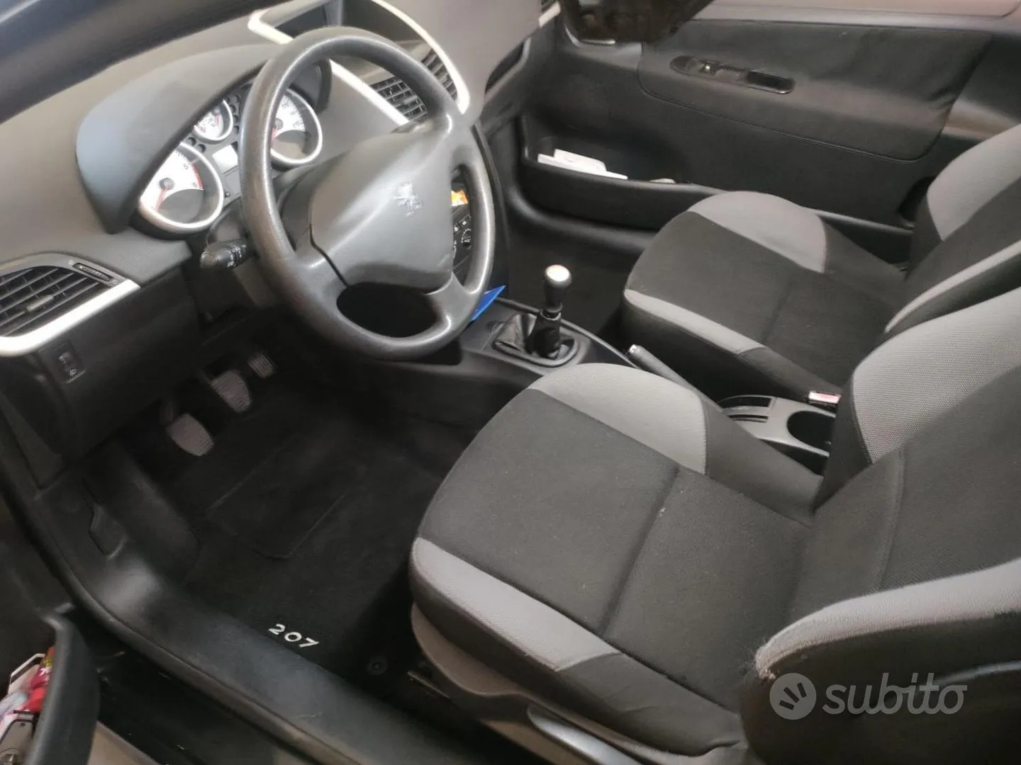 Peugeot 207 2009 photo 5