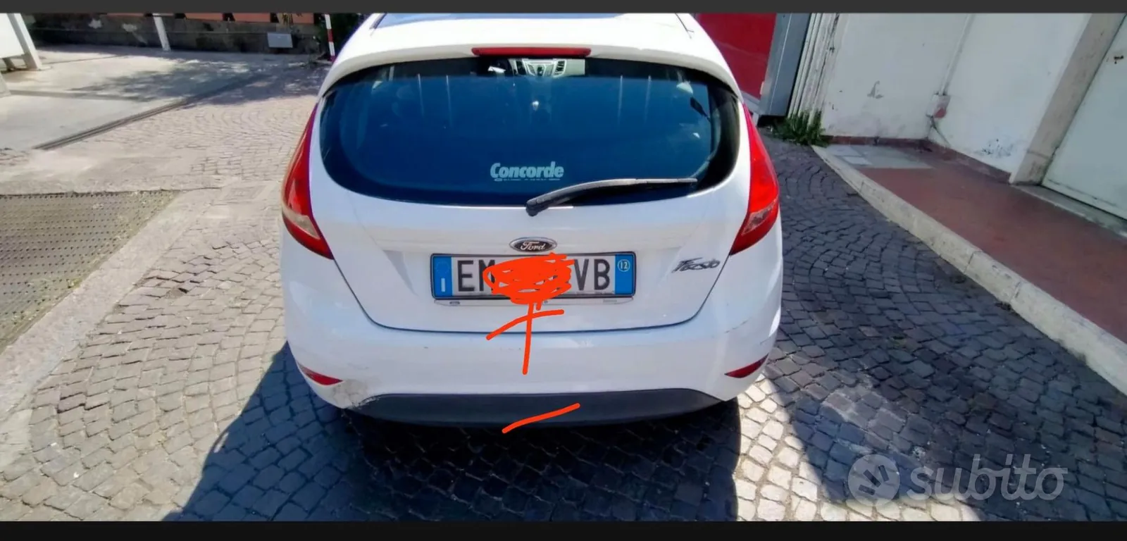 Ford Fiesta 2012 photo 2