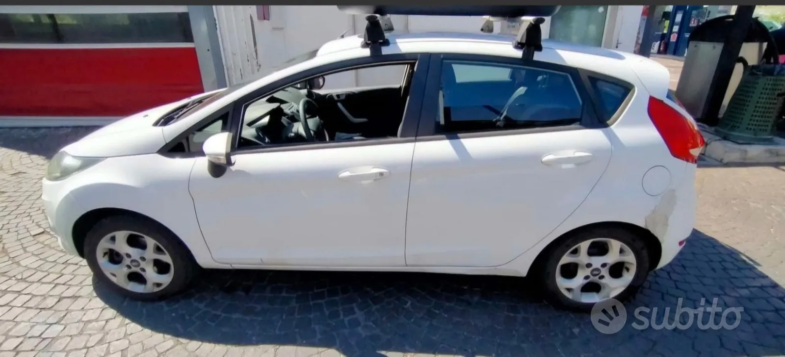 Ford Fiesta 2012 photo 4