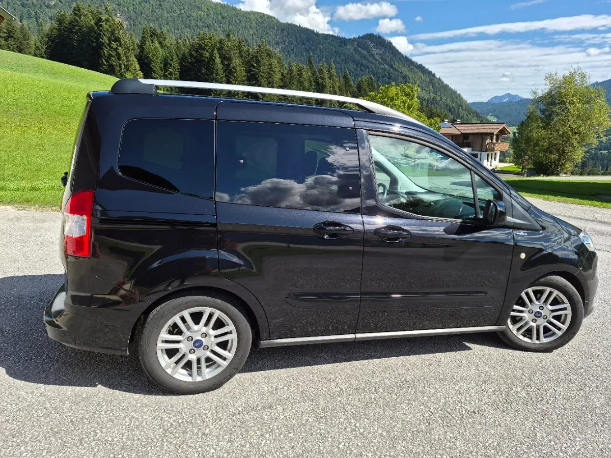 Ford Tourneo Courier 2021 photo 3