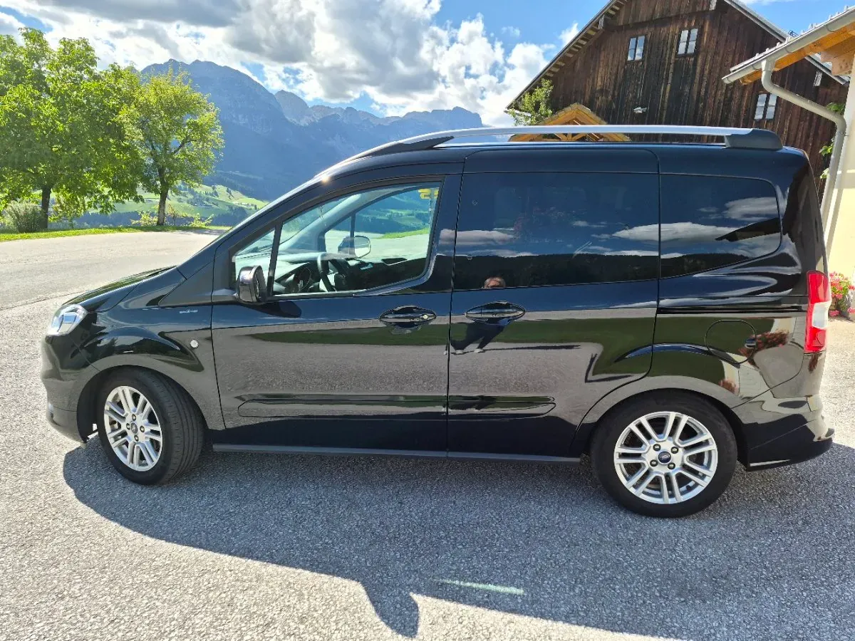 Ford Tourneo Courier