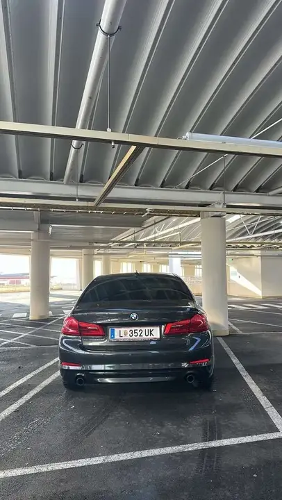 BMW 5 Series 2017 photo 3