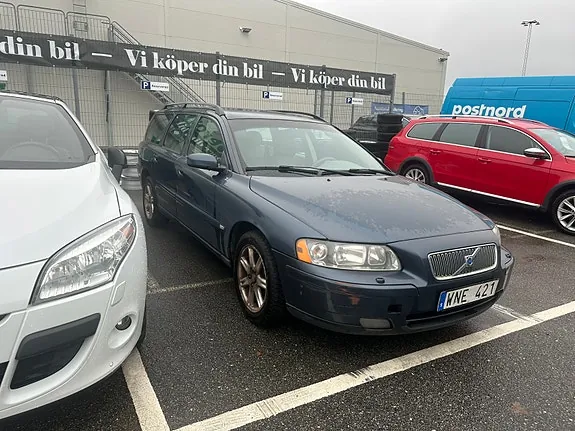 Volvo V70 2005 photo 2