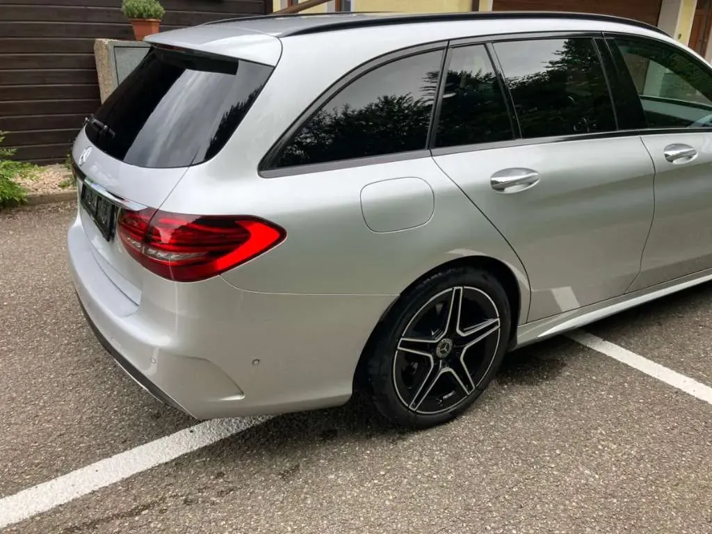 Mercedes-Benz C-Class 2018 photo 2