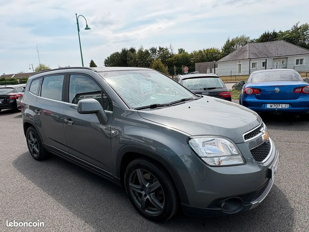 Chevrolet Orlando 2011 photo 4