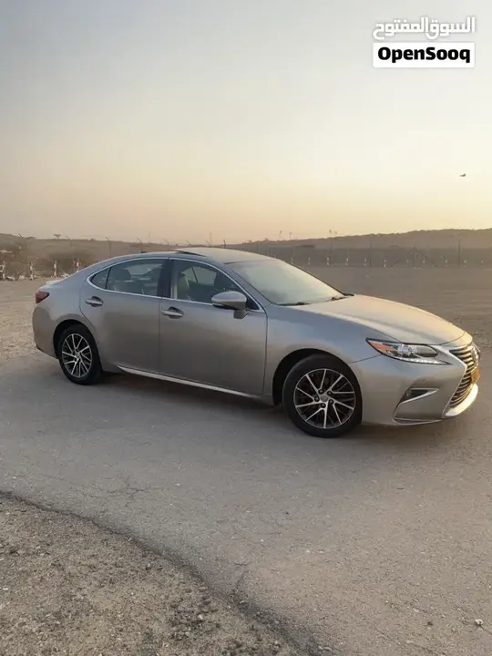 Lexus Es350 2017 photo 2