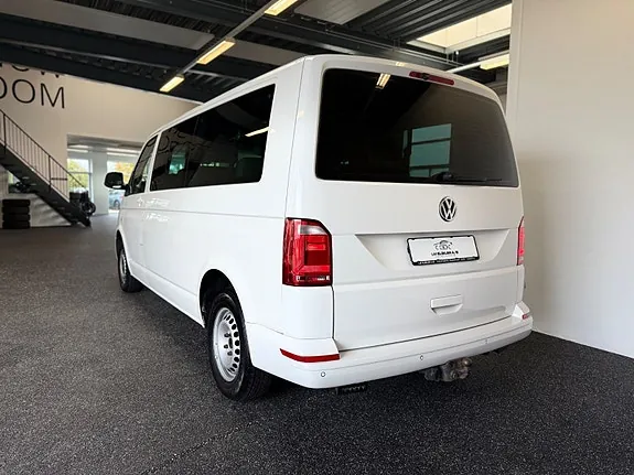Volkswagen Caravelle 2012 photo 5