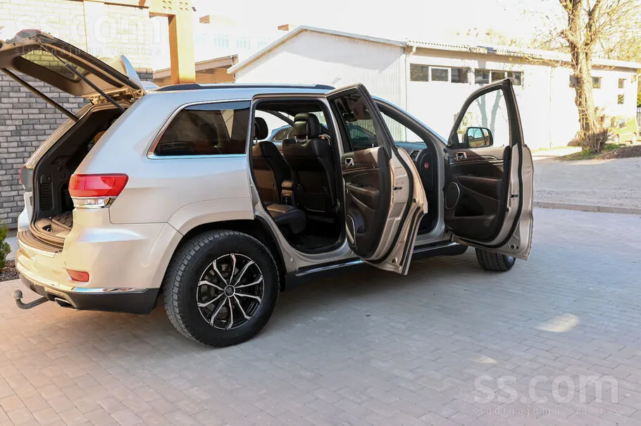Jeep Grand Cherokee 2016 photo 2
