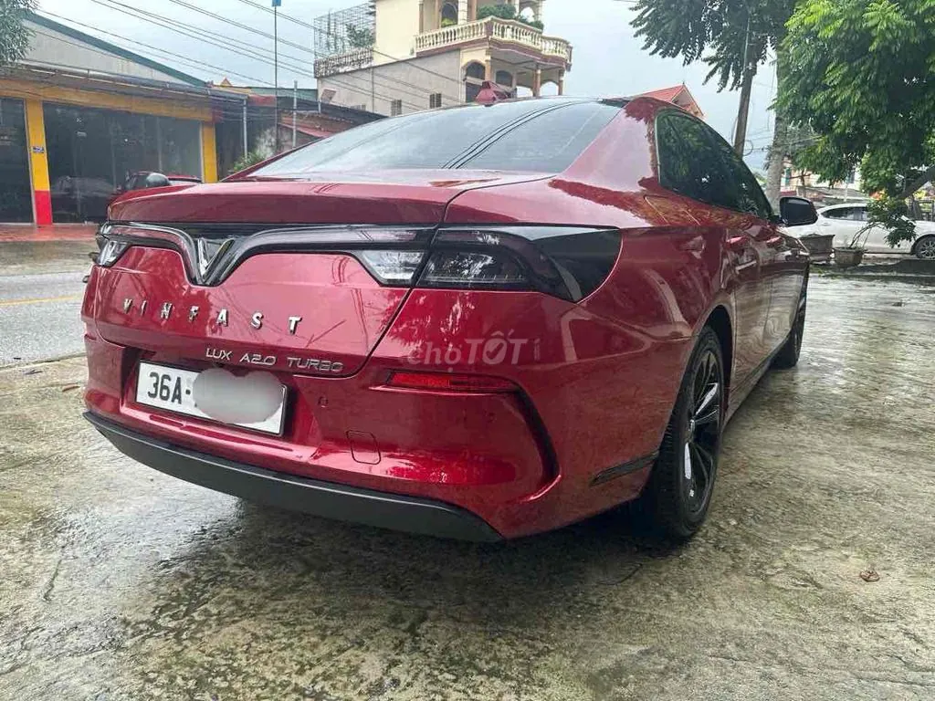 Vinfast Lux A2.0 2022 photo 4