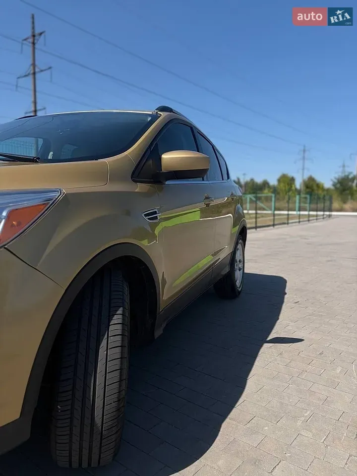 Ford Escape 2013 photo 4