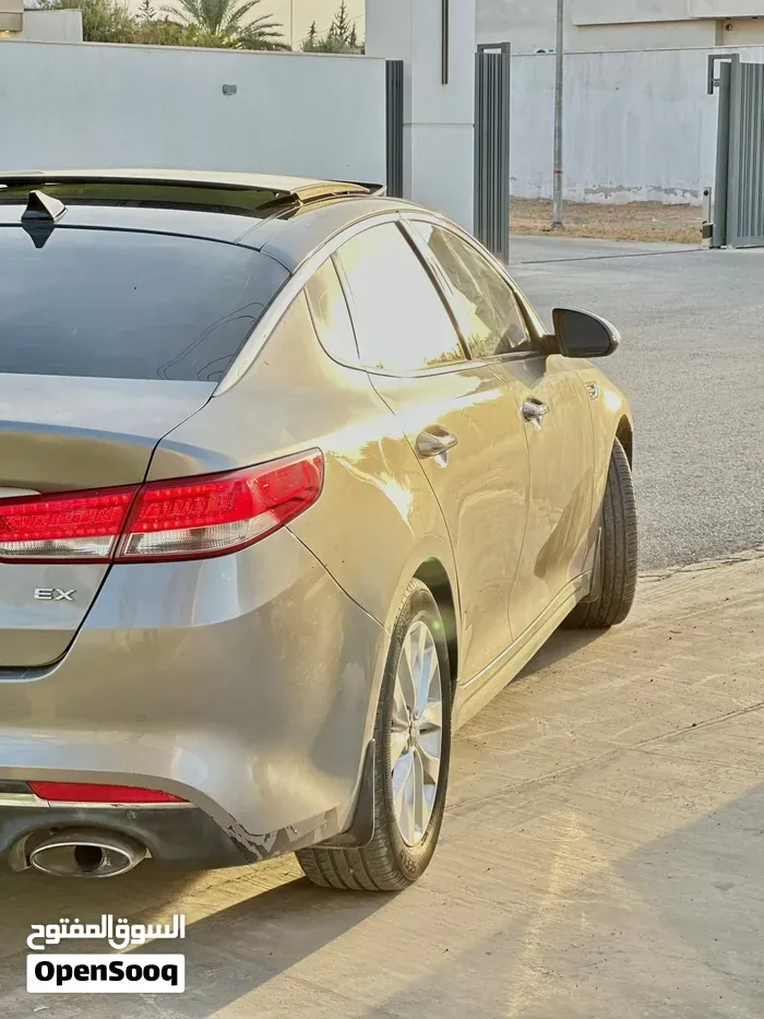 Kia K5 2018 photo 2