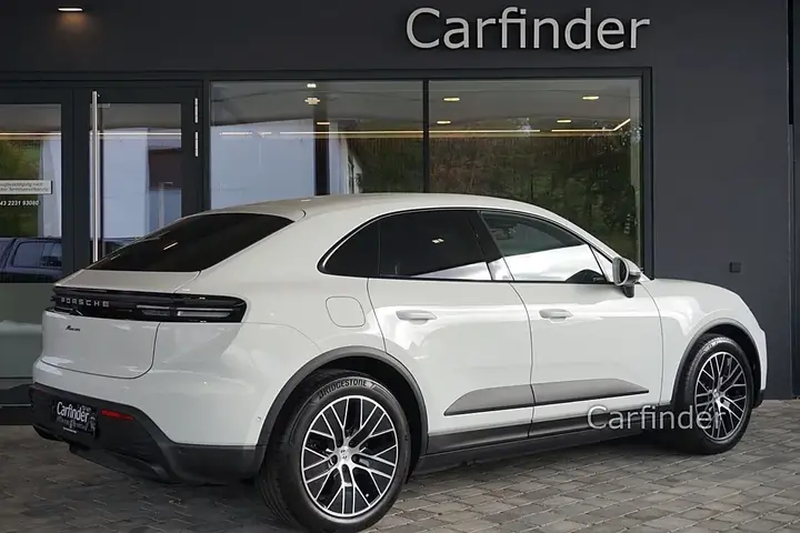 Porsche Macan 2026 photo 2