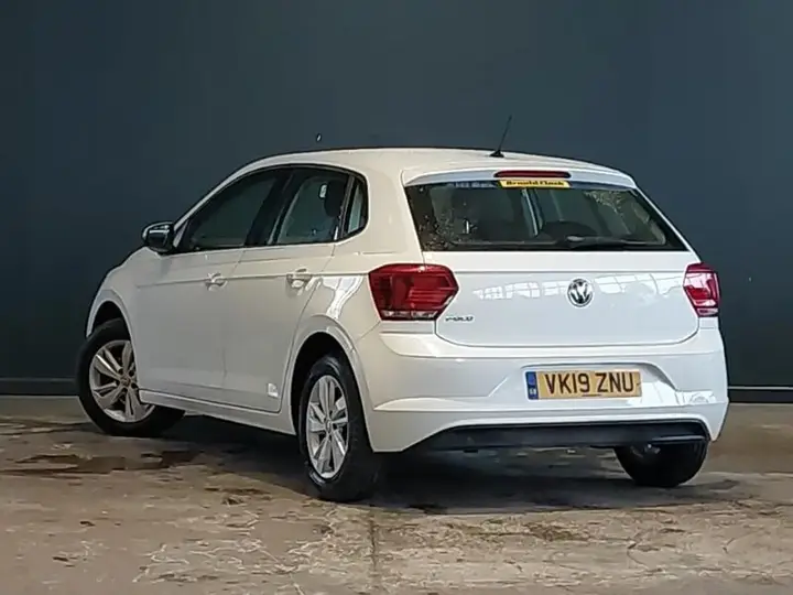 Volkswagen Polo 2019 photo 2