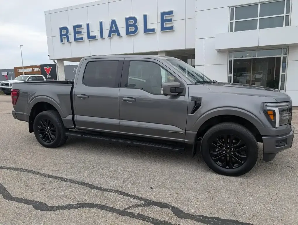 Ford F-150 2025 photo 2