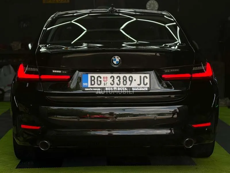 BMW 318D 2022 photo 4