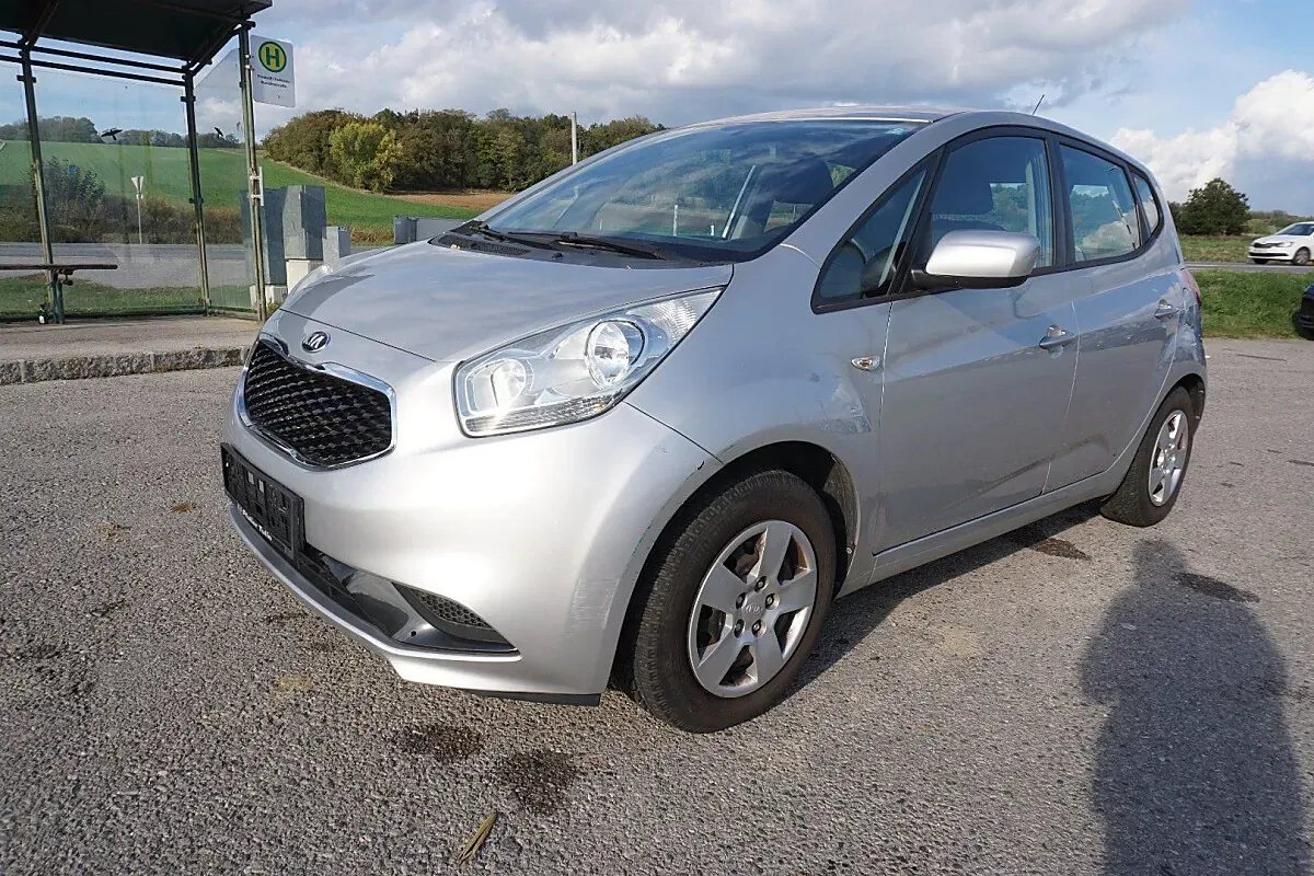 Kia Venga 2015 photo 2