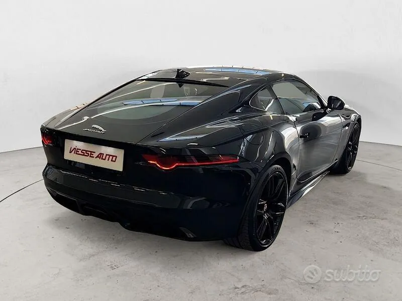 Jaguar F-Type 2018 photo 4