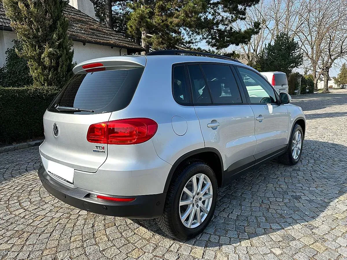 Volkswagen Tiguan 2012 photo 3