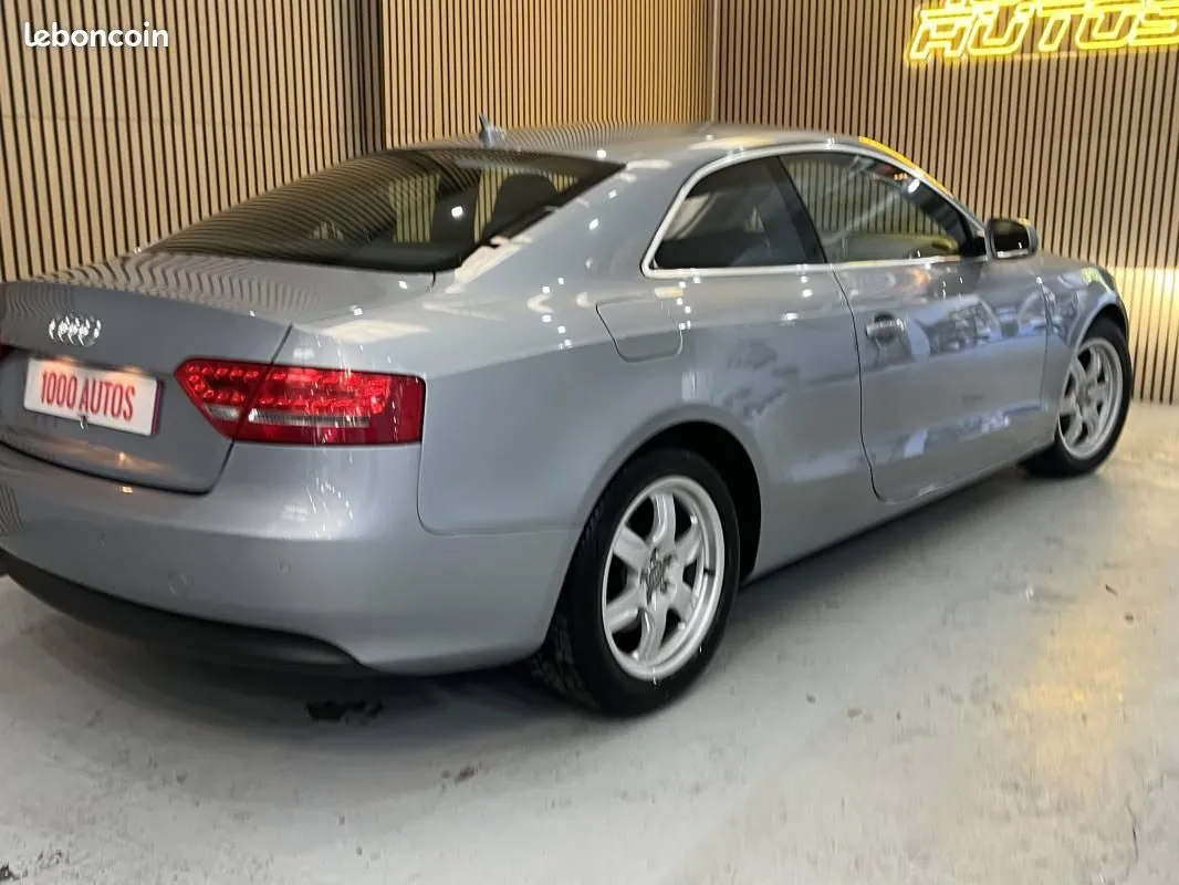 Audi A5 2010 photo 5